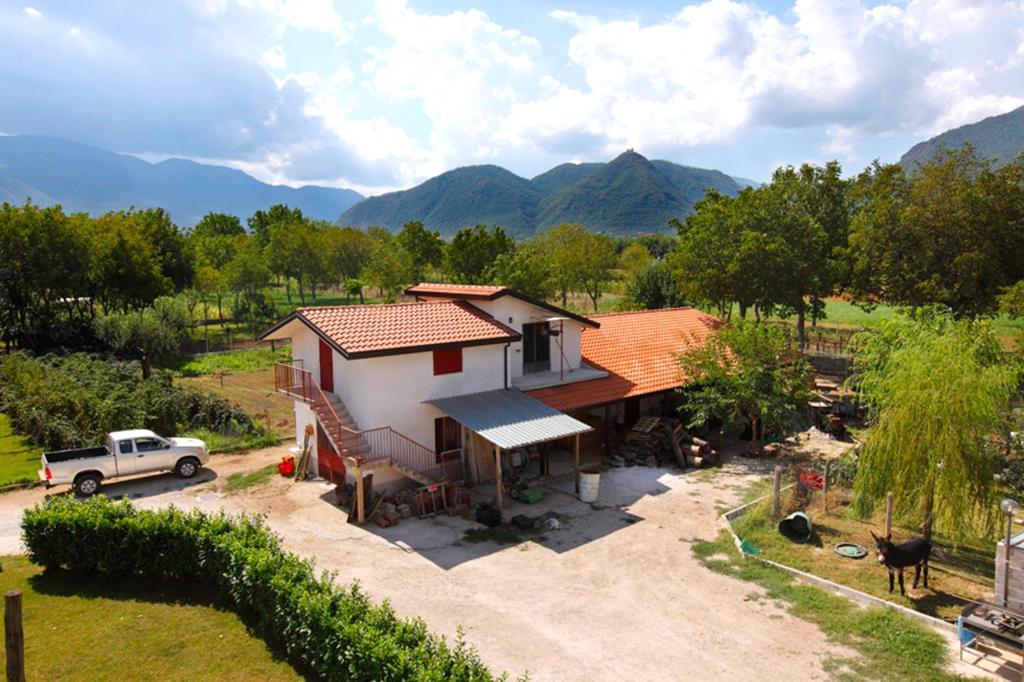 Azienda Agrituristica Pericle Montella Ngoại thất bức ảnh