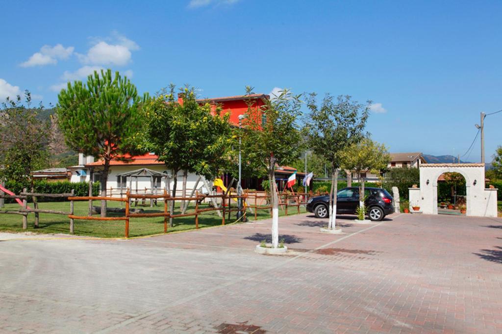 Azienda Agrituristica Pericle Montella Ngoại thất bức ảnh